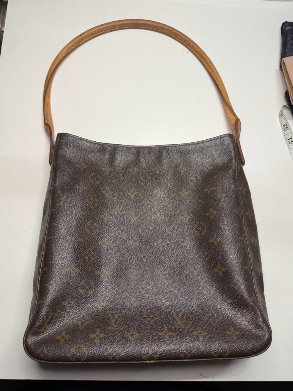 Louis Vuitton GM looping